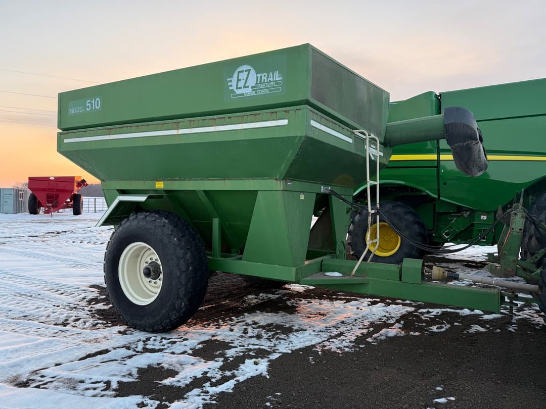 Image of E-Z Trail 510 Primary image