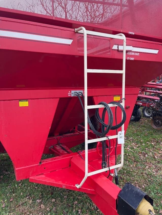 Image of E-Z Trail 510 equipment image 2