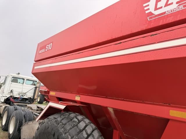 Image of E-Z Trail 510 equipment image 2