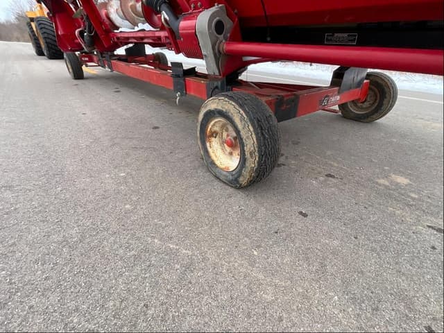 Image of E-Z Trail 672 equipment image 3