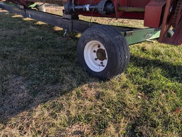 Image of E-Z Trail 672 equipment image 3