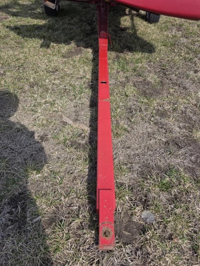 Image of E-Z Trail 672 equipment image 3