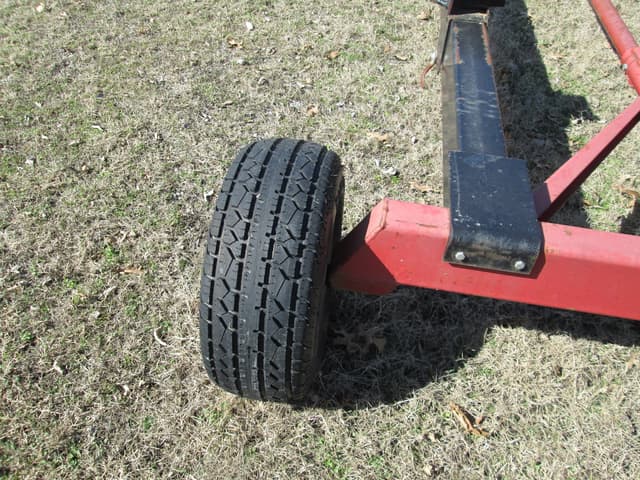 Image of E-Z Trail 672 equipment image 4