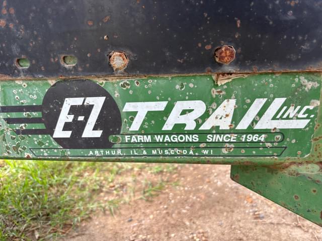 Image of E-Z Trail 672 equipment image 2