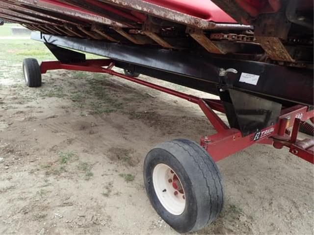 Image of E-Z Trail 680 equipment image 4