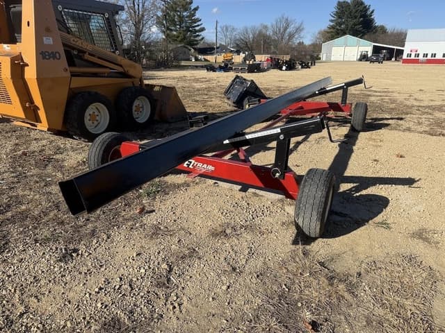 Image of E-Z Trail 680 equipment image 2