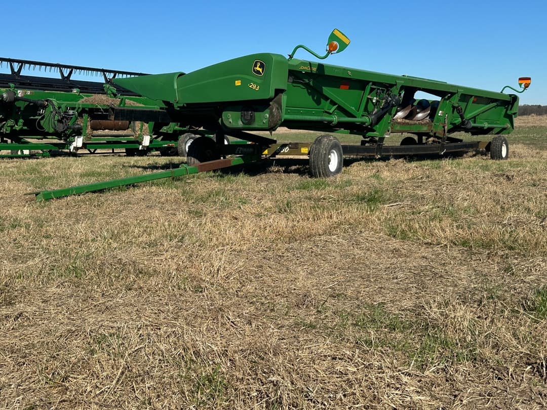 Image of E-Z Trail 880 Primary image