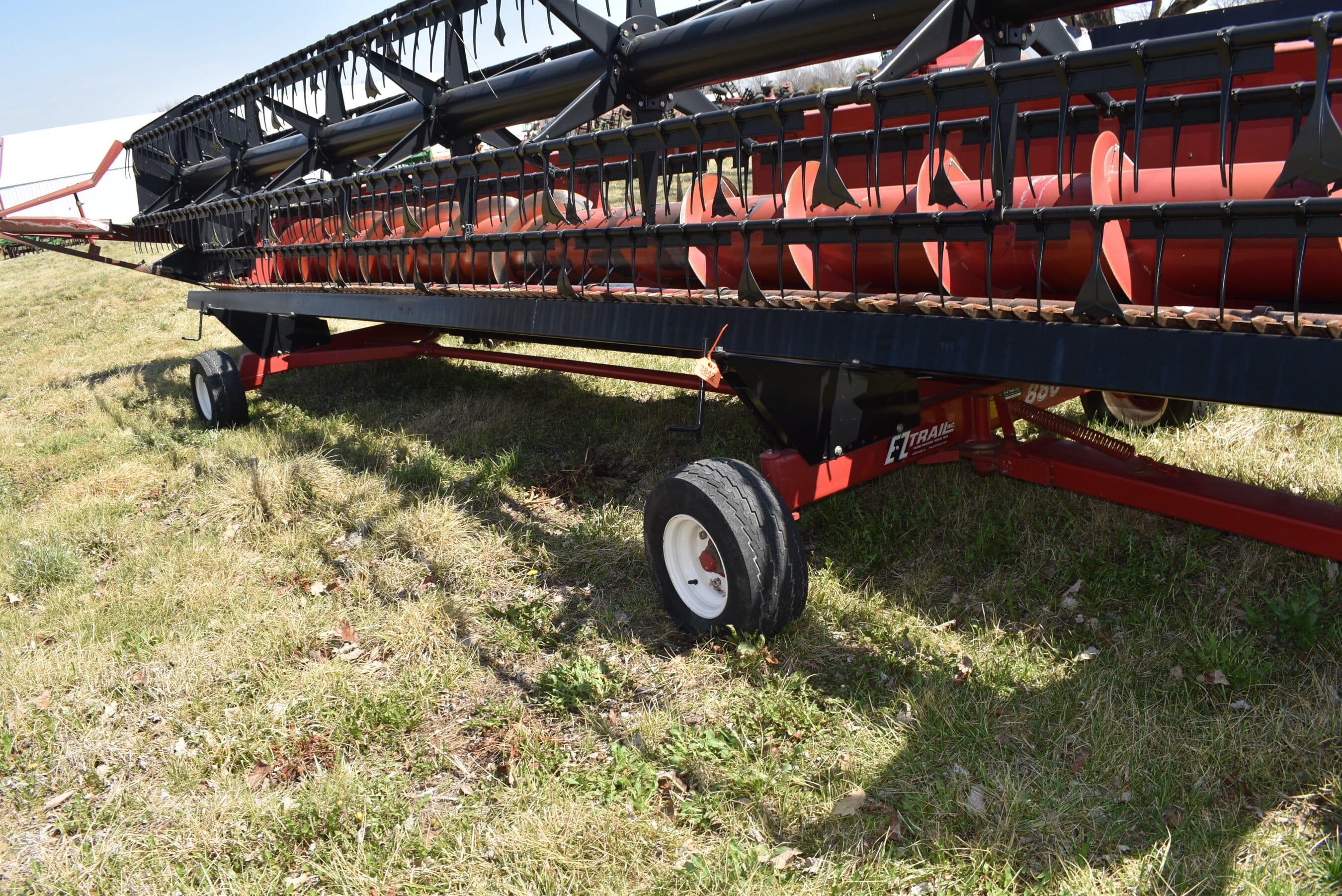 E-Z Trail 880 Equipment Image0