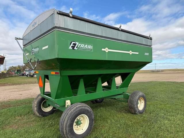 Image of E-Z Trail 3400 equipment image 1