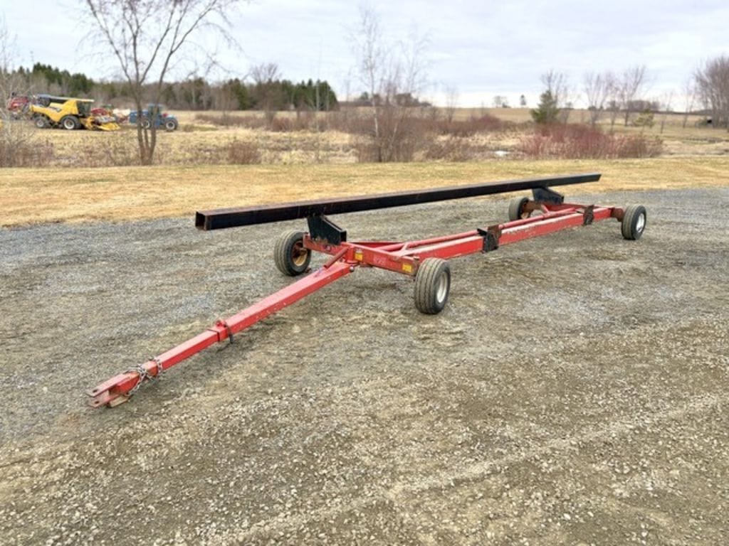 2000 E-Z Trail 30 Equipment Image0