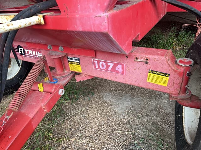 Image of E-Z Trail 3400 equipment image 4