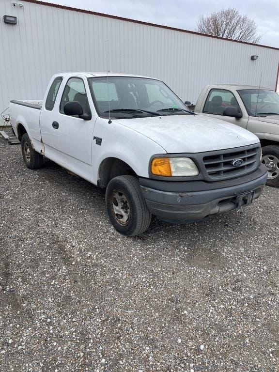 Ford F-150 Equipment Image0