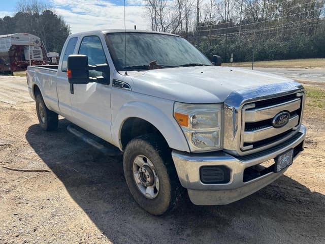 Image of Ford F-250 equipment image 2