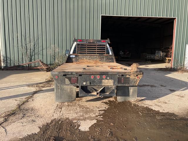 Image of Ford F-350 equipment image 2