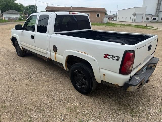 Image of Chevrolet 1500 equipment image 2