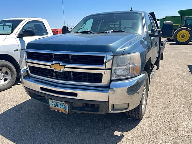 Image of Chevrolet 2500HD equipment image 1