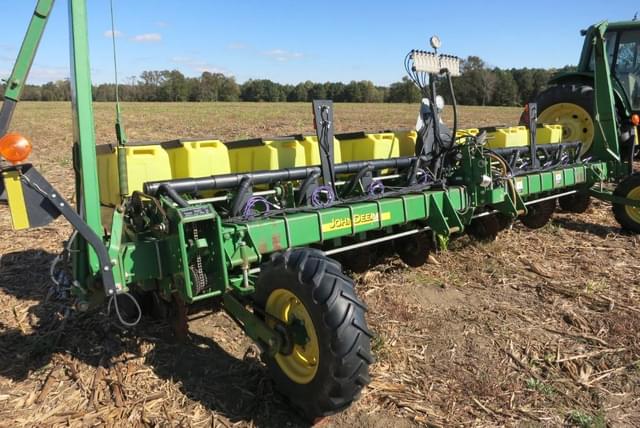 Image of John Deere 1730 equipment image 2