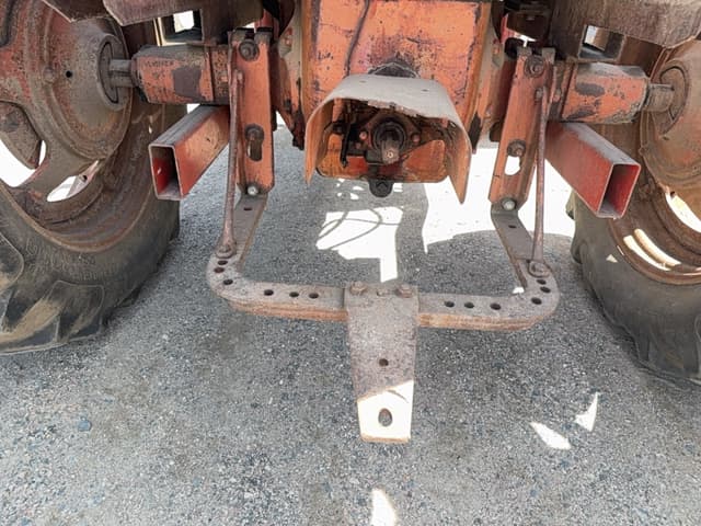 Image of Farmall Super M equipment image 4