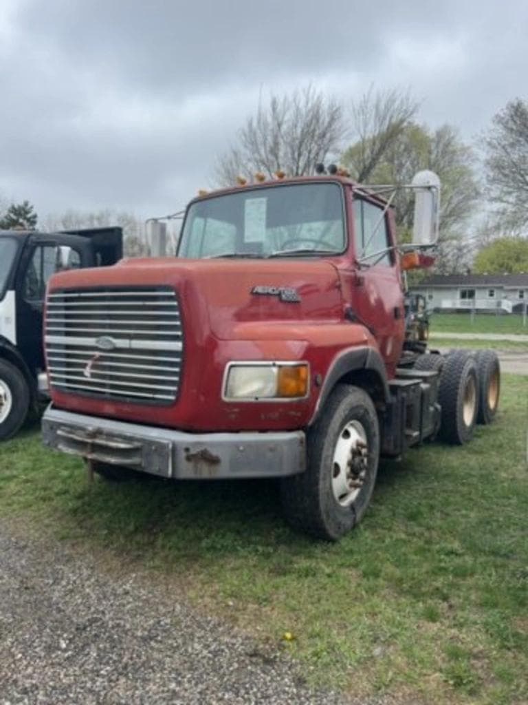 Image of Ford L9000 Primary image