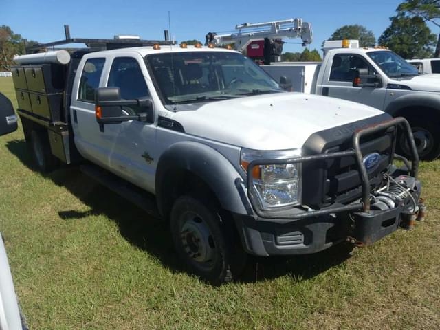 Image of Ford F-550 equipment image 1
