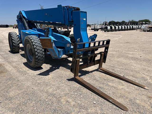 Image of Genie GTH1056 equipment image 2