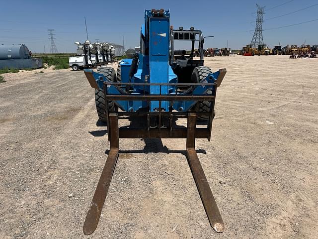 Image of Genie GTH1056 equipment image 1
