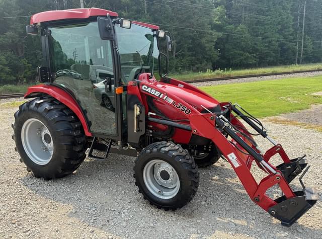 Image of Case IH Farmall 40 equipment image 1
