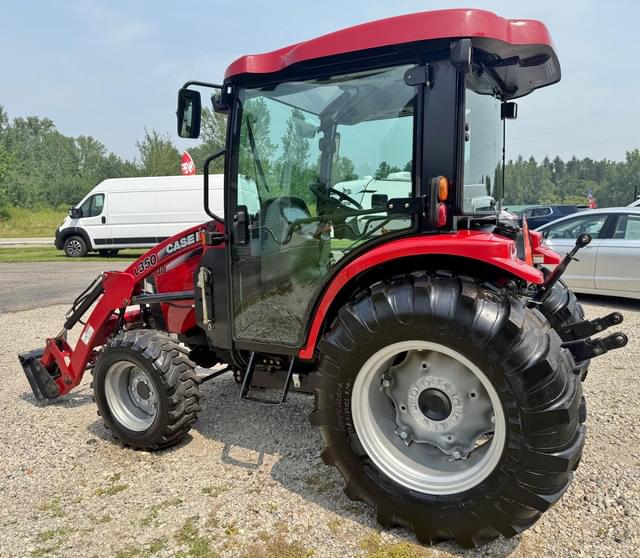 Image of Case IH Farmall 40 equipment image 4