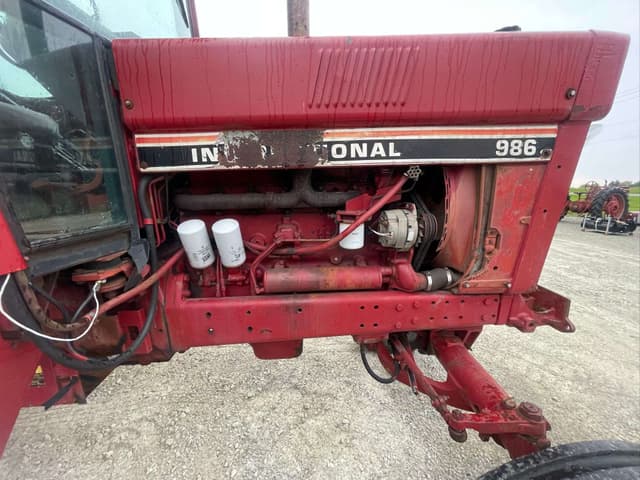 Image of International Harvester 986 equipment image 3