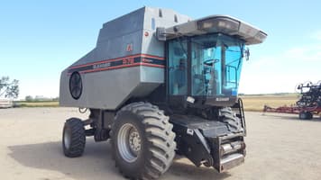 Main image Gleaner R72