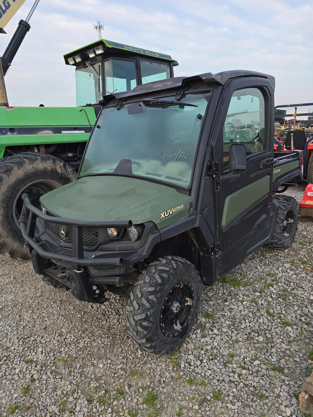 Image of John Deere XUV 835R Primary image