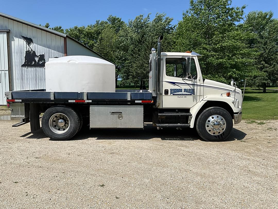 Image of Freightliner FL70 Primary image