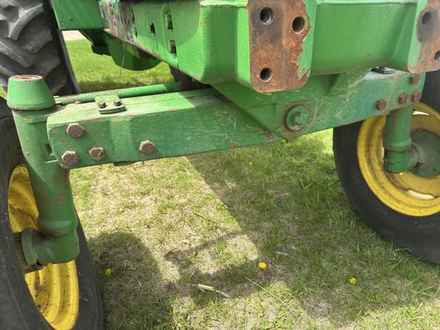 Image of John Deere 4230 equipment image 3