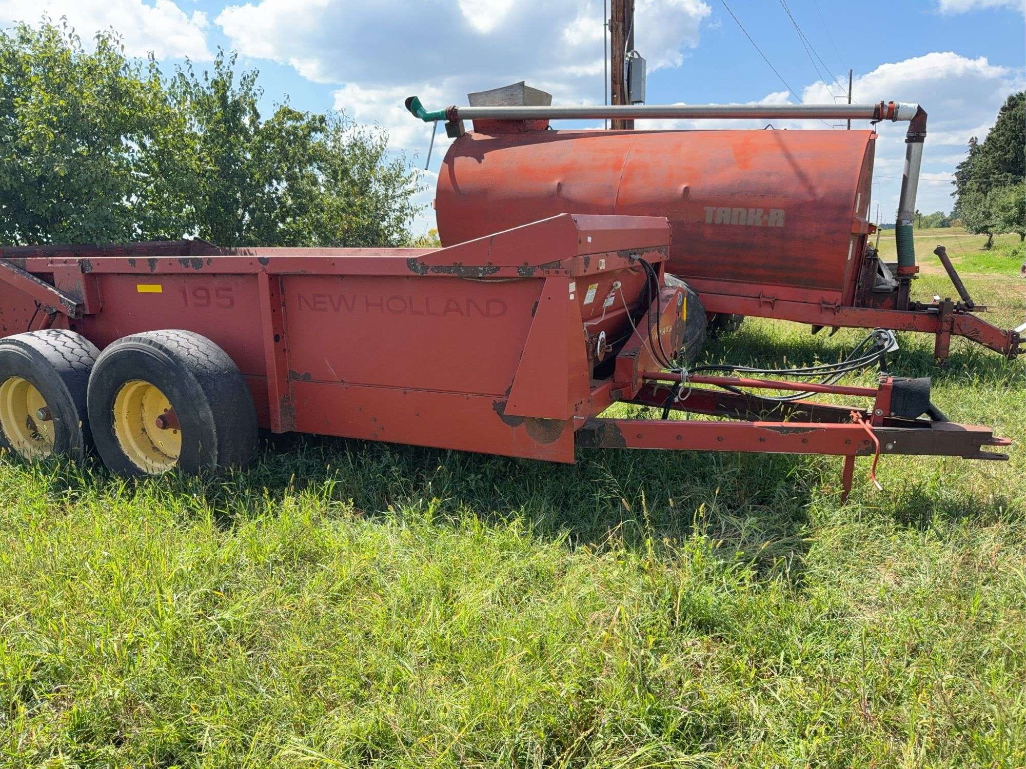 New Holland 195 Equipment Image0