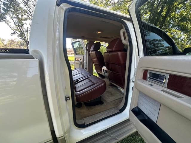 Image of Ford F-150 equipment image 4