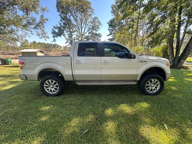 Image of Ford F-150 equipment image 1
