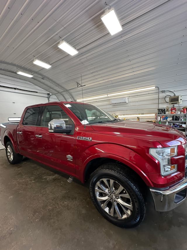 Image of Ford F-150 equipment image 3