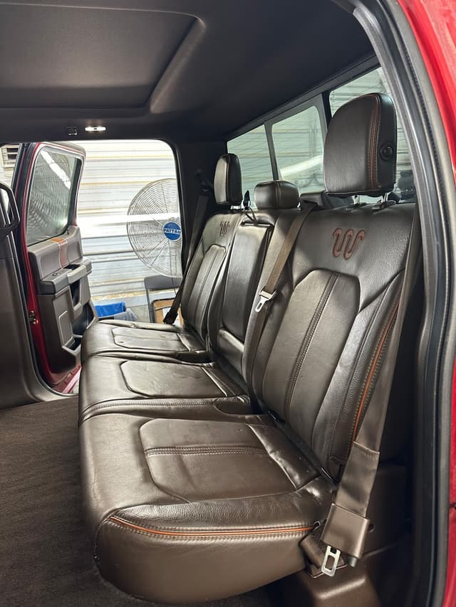 Image of Ford F-150 equipment image 4