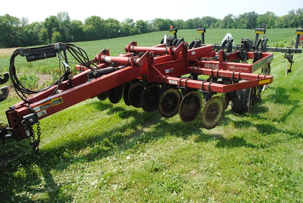 Image of Case IH Ecolo-Tiger 527B Primary image