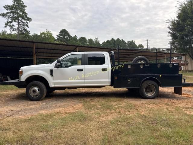 Image of Ford F-350 equipment image 1