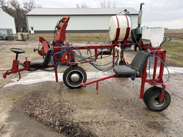 Image of Schweiss Easy Weeder equipment image 2