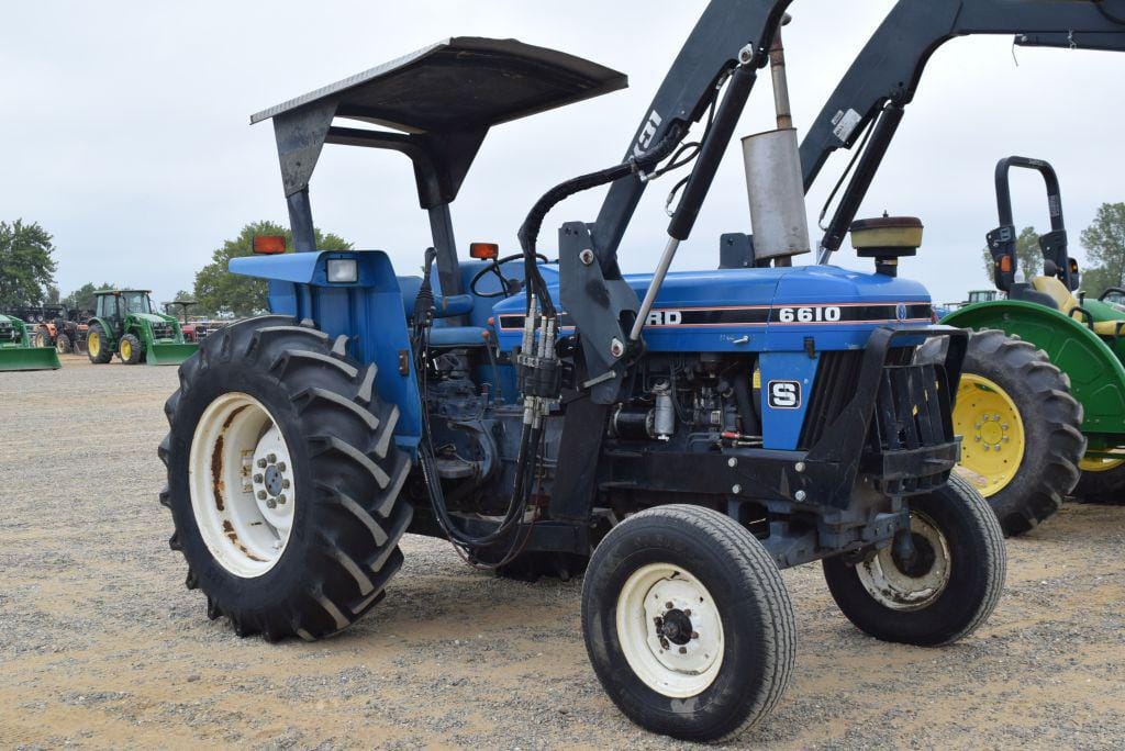 Main image Ford 6610