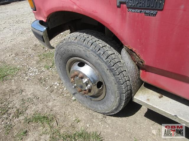 Thumbnail image Ford F-450 7