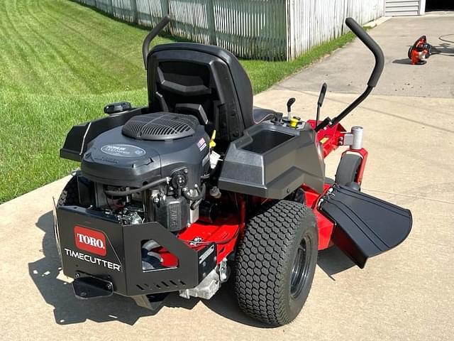 Image of Toro Timecutter equipment image 2
