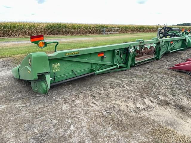 Image of John Deere 1293 equipment image 3