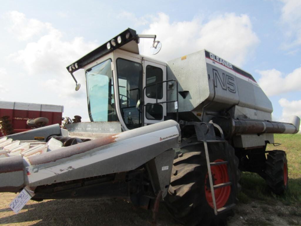 Main image Gleaner N5
