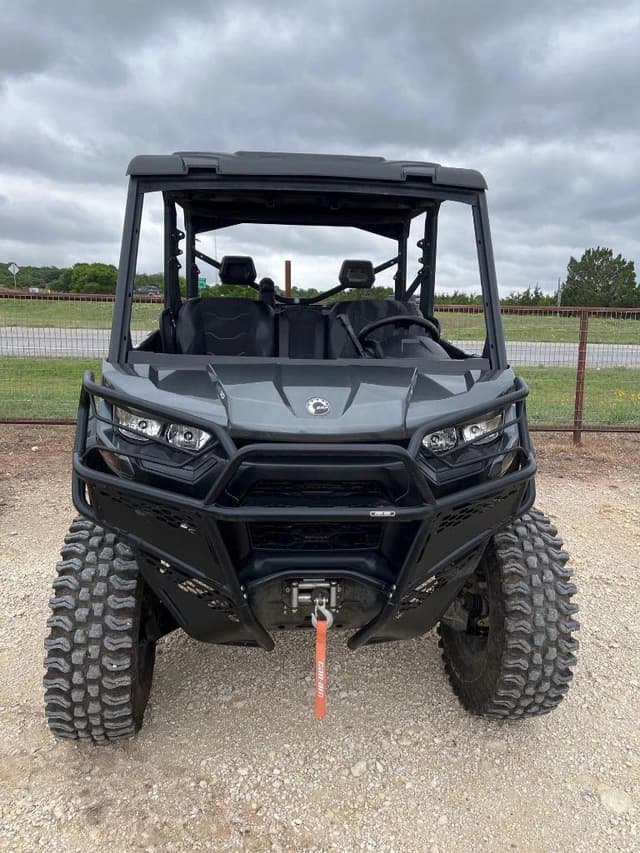 Image of Can-Am HD10 equipment image 1