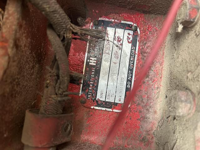 Image of McCormick-Deering WD-9 equipment image 4