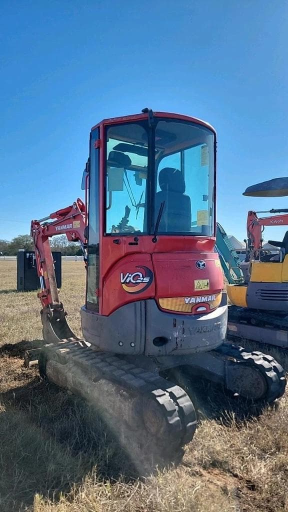 Image of Yanmar VIO25 equipment image 1
