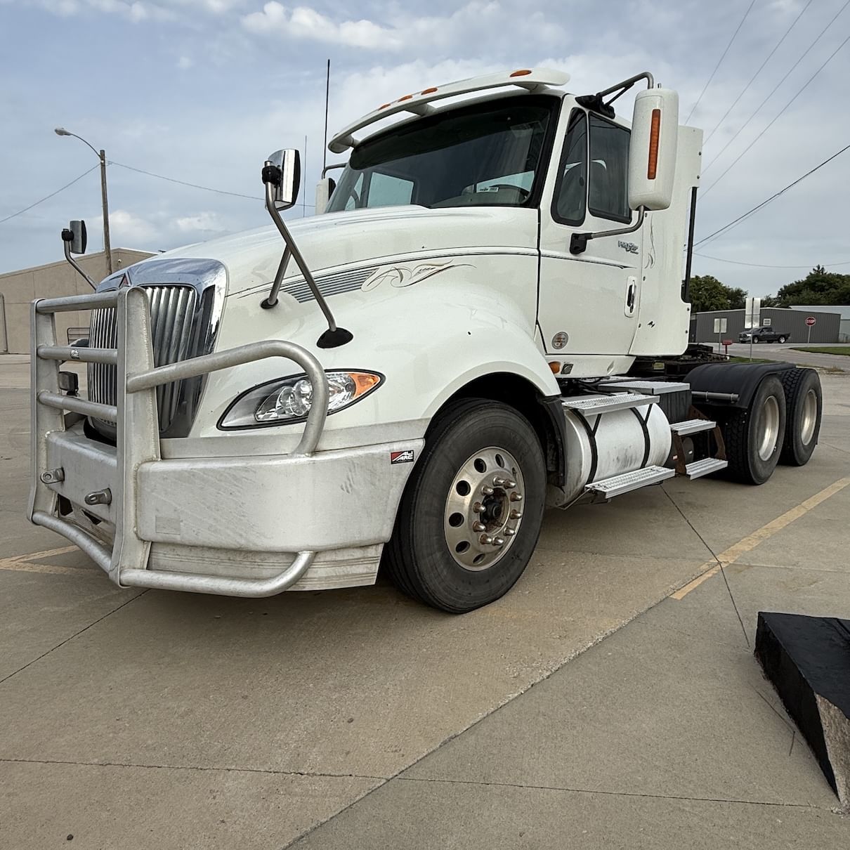 2010 International ProStar Premium Equipment Image0